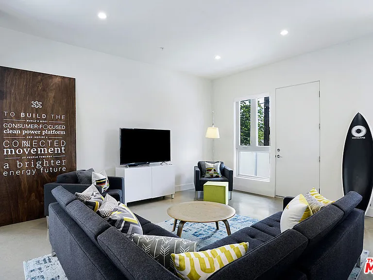 2496 S Centinela Ave #4 — Photo 16