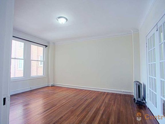 4th image of 2101 Sacramento St #41