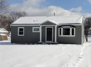 48 Macon Dr, Rochester, NY 14623