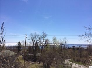 1126 W 5th St, Duluth, MN 55806