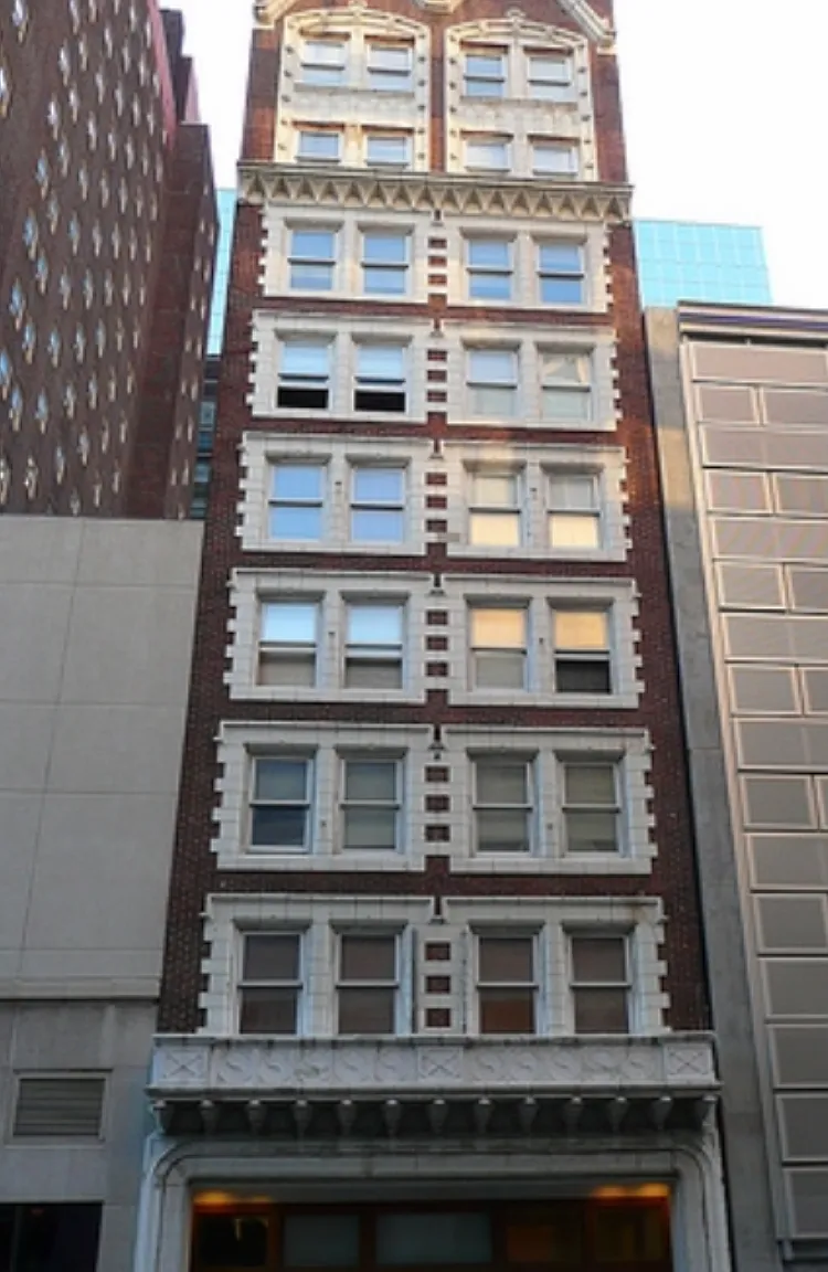 New Yorker Lofts — Photo 1
