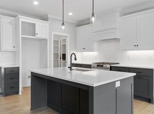 25067 W 94th Ter, Lenexa, KS 66227