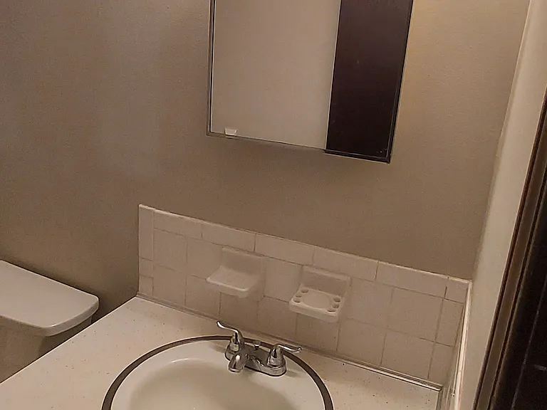 5725 Leavenworth Rd #8 — Photo 23