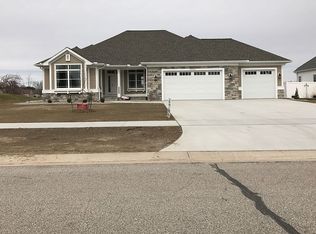 9224 Northfield Dr, Saginaw, MI 48609