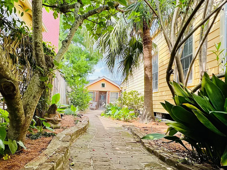 3033 Ponce De Leon St — Photo 16
