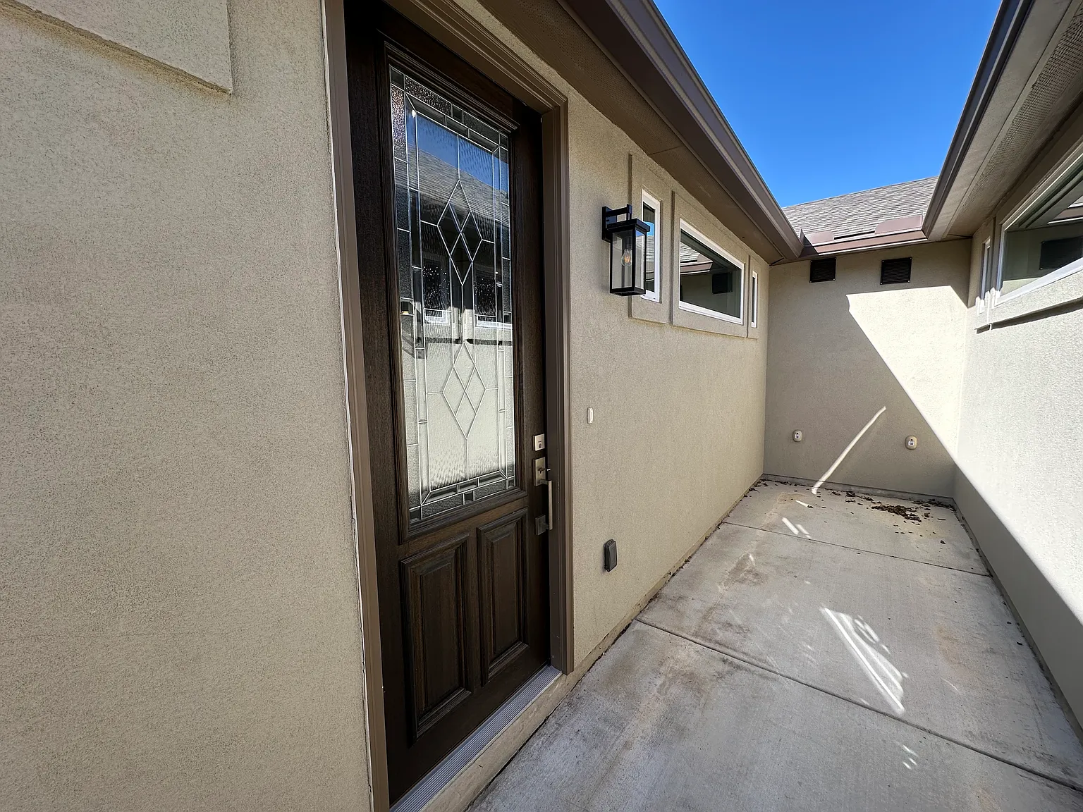 2 bed, 1387 sqft, $1,895 — Photo 2