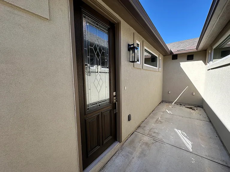 128 Magnolia Cir — Photo 2