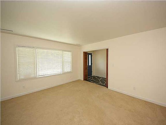 5th image of 783 Stebbins St