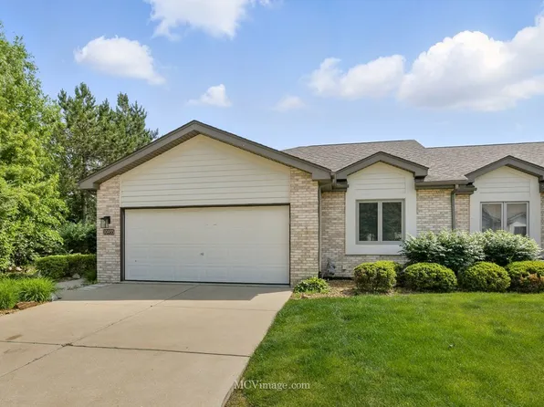 10935 Barbs Way, Orland Park, IL 60467