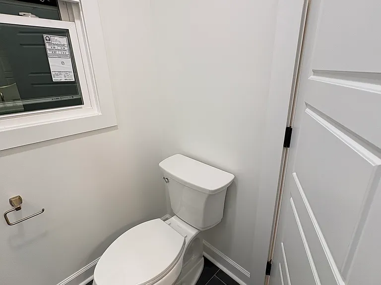 469 Circle Dr — Photo 10