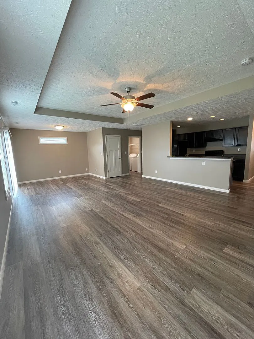 3 Bedroom Single Family Home — Photo 2