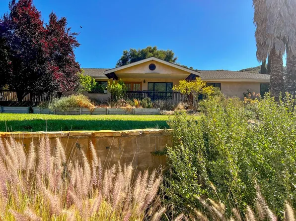 44 Ford Rd, Carmel Valley, CA 93924