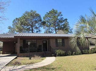 818 Azalea St, Blackshear, GA 31516