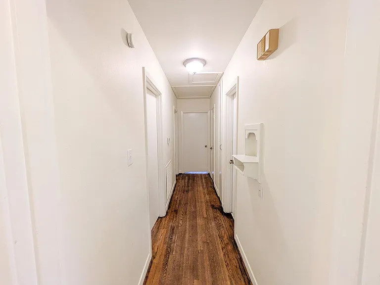 5040 Raleigh Dr — Photo 10