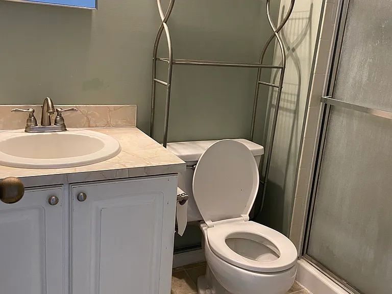 3515 Comstock Ave — Photo 15