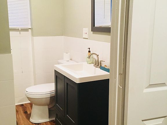 5th image of 27 Dunford St #1