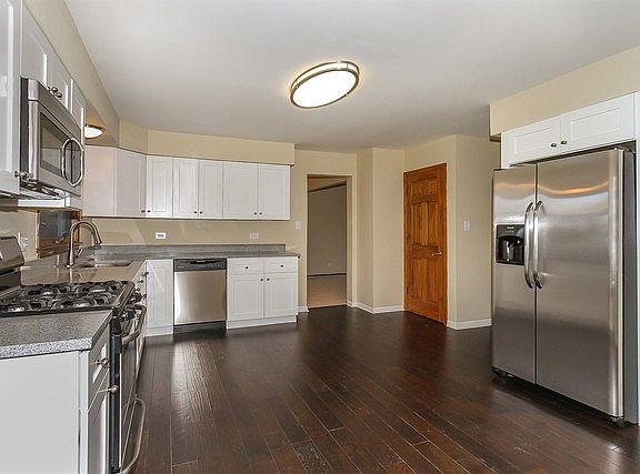 5th image of 1493 Cortland Dr