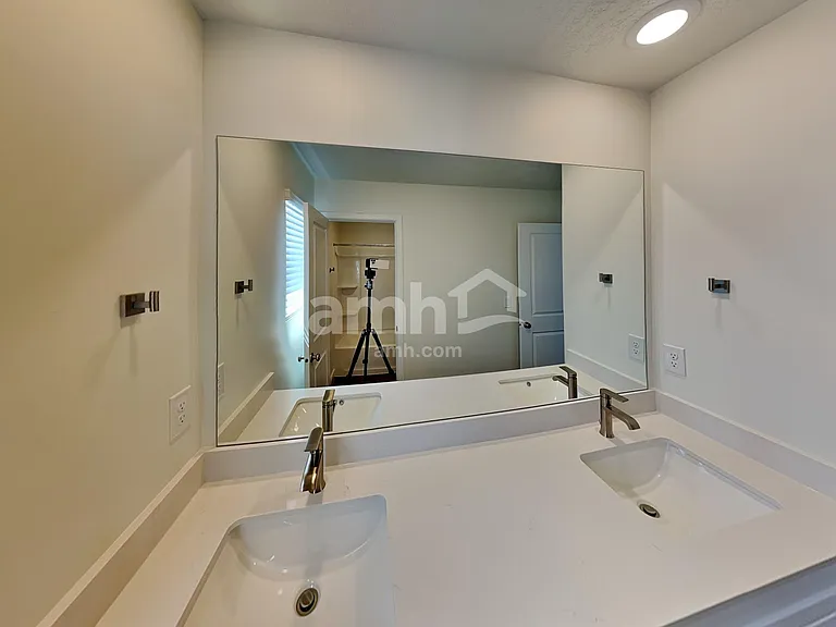 3548 N Caitlyn St — Photo 11