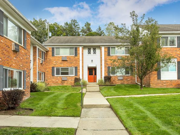 525 Fairbrook St APT 106