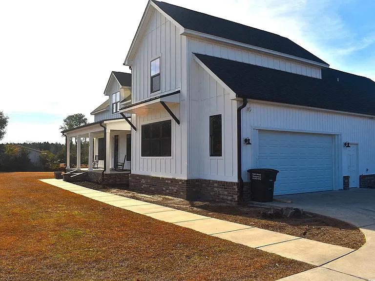 190 Waccamaw Ln — Photo 2