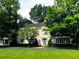 220 Cranbrook Rd, Bloomfield Hills, MI 48304