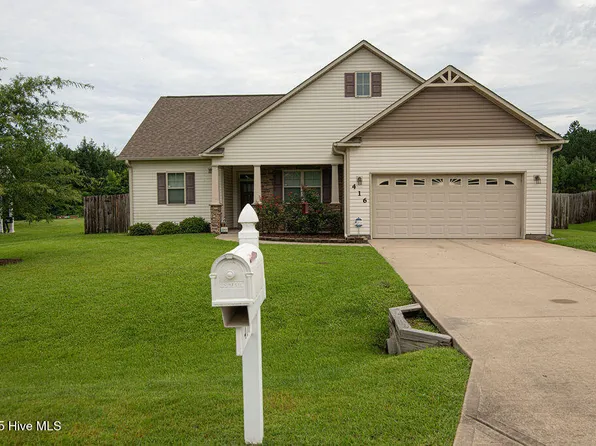 416 Old Stage Road, Richlands, NC 28574