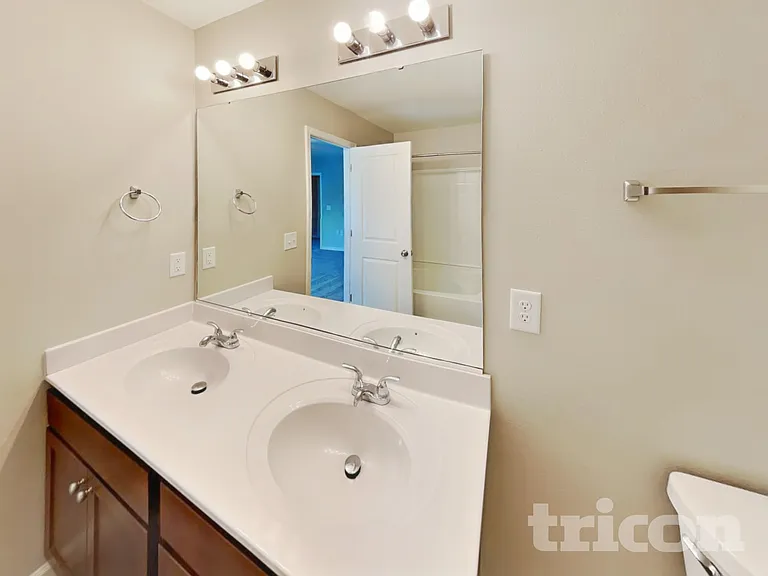 3007 Stauton Dr — Photo 9