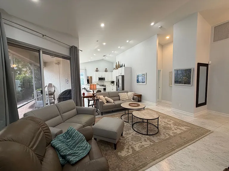 5950 Almaden Dr — Photo 19