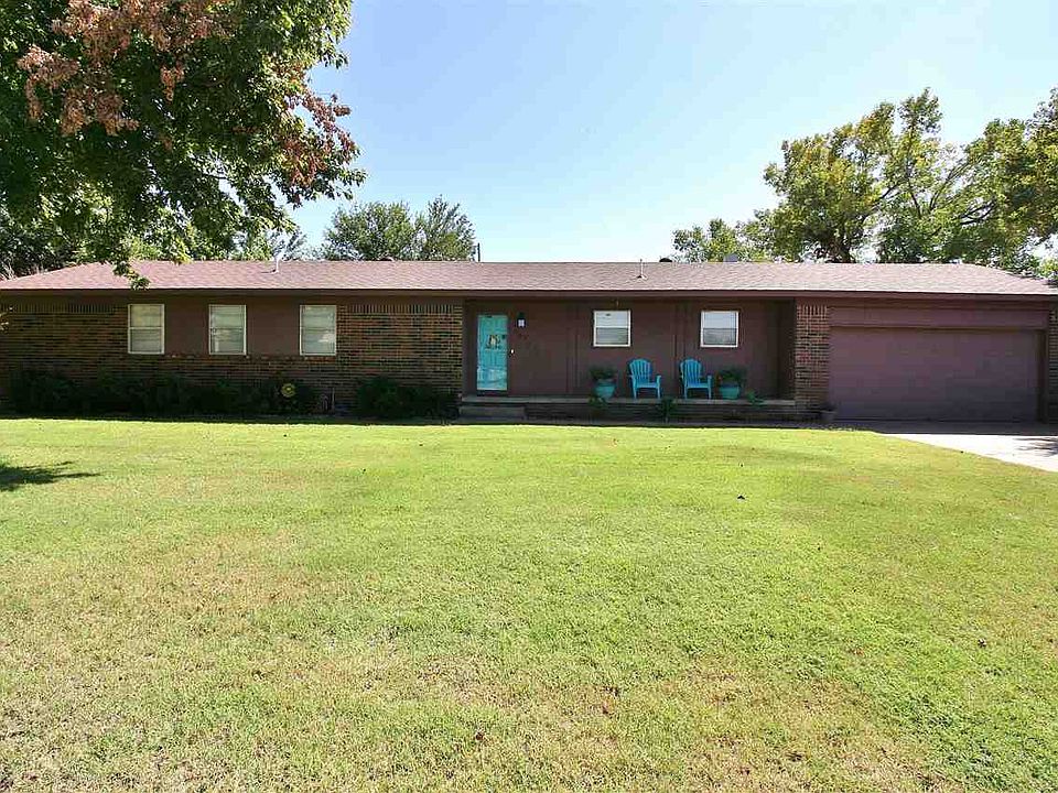 1st image of 1021 Countryside Dr