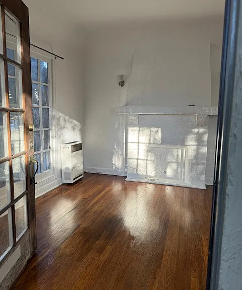 5216 De Longpre Ave #5222 — Photo 8