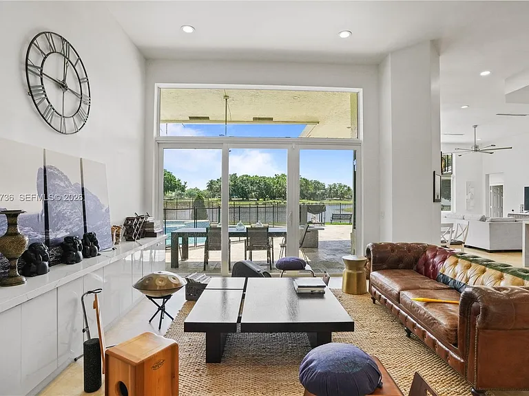 2569 Eagle Run Ln — Photo 13