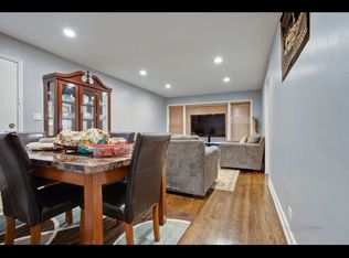 8431 Austin Ave, Morton Grove, IL 60053