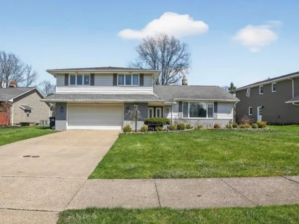 1905 Camberly Dr, Lyndhurst, OH 44124
