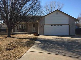 6249 Quail Ridge Ct, Wichita, KS 67220