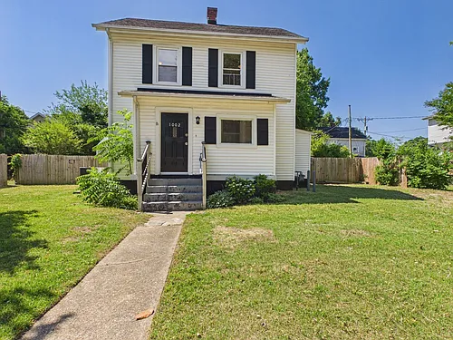 1002 Haskell St Photo 1