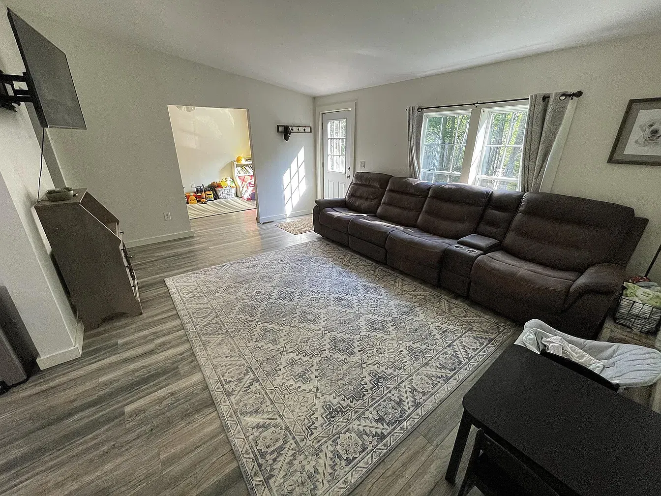 2 bed, 1120 sqft, $2,000 — Photo 2