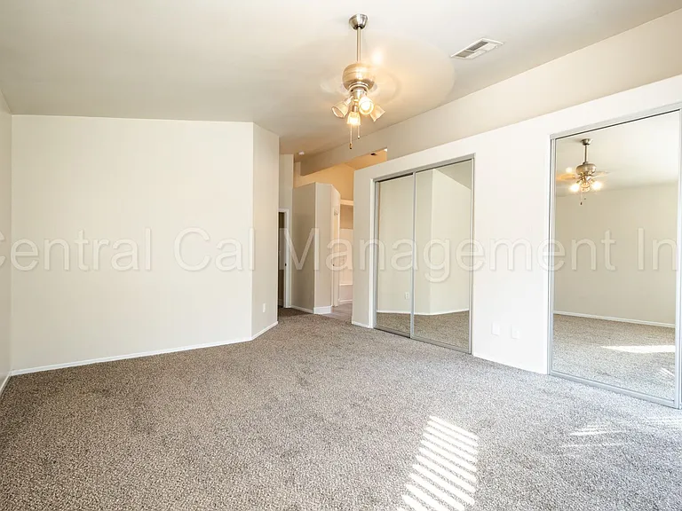 6101 Aruba Ct — Photo 23