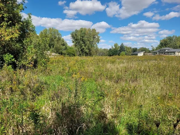 13 Ave NE, Oelwein, IA 50662