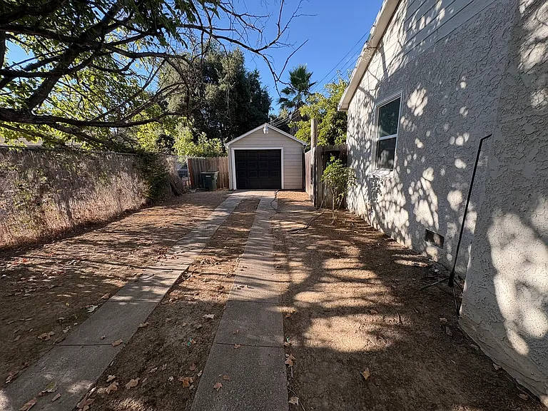 2649 21st Ave — Photo 3