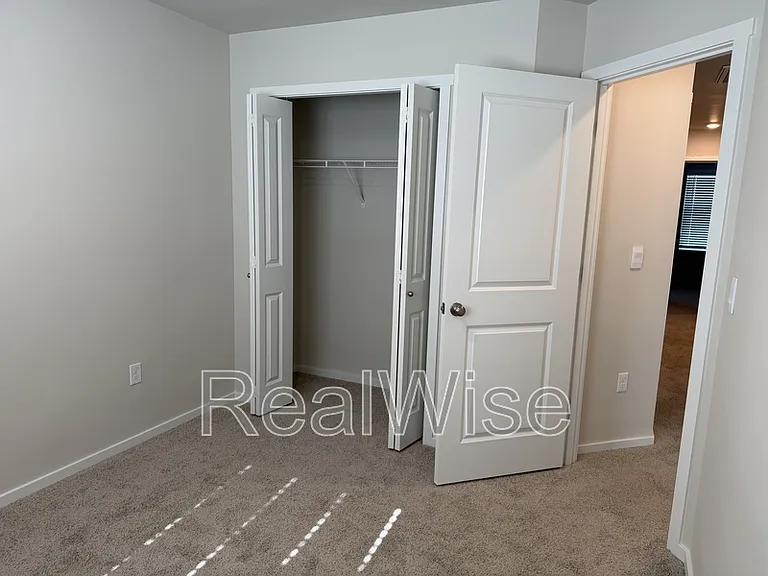 62755 Eagle Rd — Photo 35