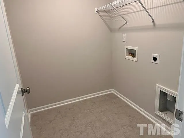 328 Hazy Hills Ln — Photo 7
