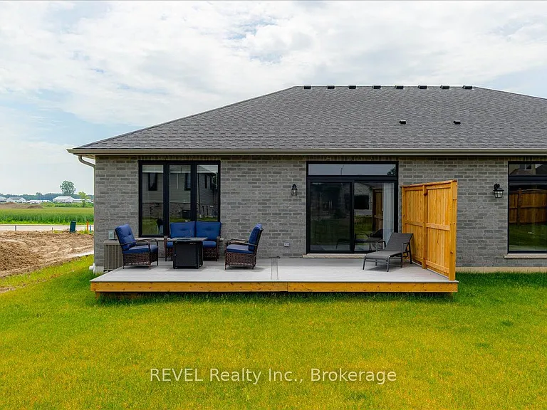 371 Argyle Ave — Photo 29