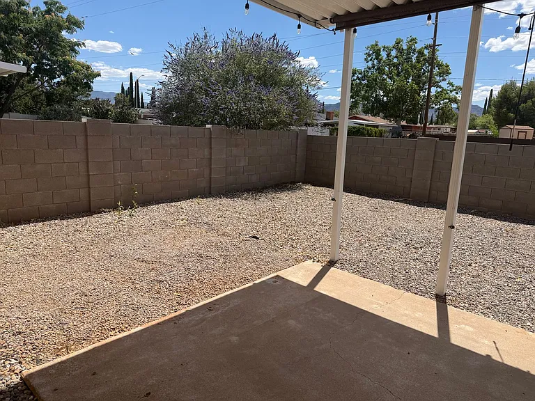 1102 Desert Oak Pl — Photo 15