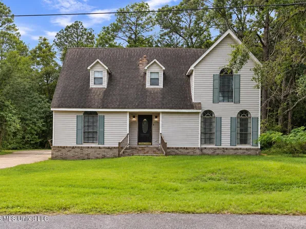 7121 Issac Williams St, Ocean Springs, MS 39564