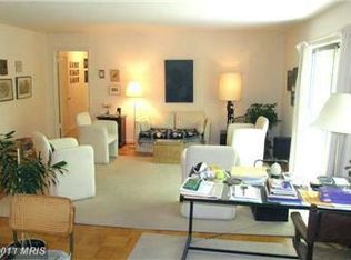 10631 Weymouth St #10631, Bethesda, MD 20814