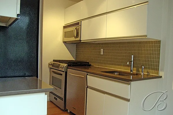 Rented by Bellmarc Realty | media 1