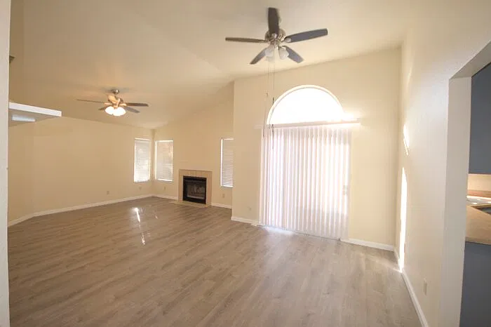 4 bed, 2.0 bath, 1570 sqft, $2,395 — Photo 2