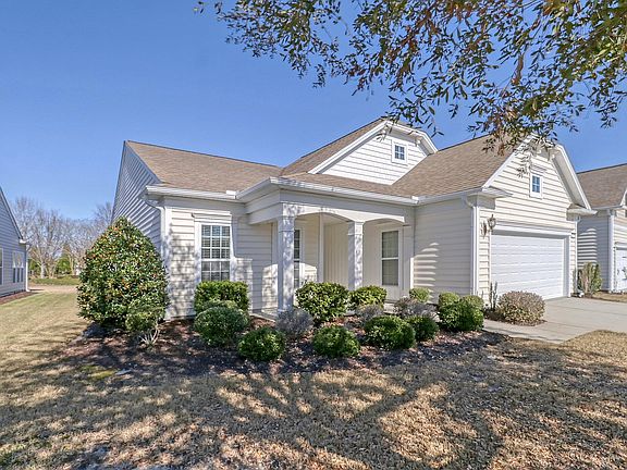 3rd image of 350 Oyster Bay Dr