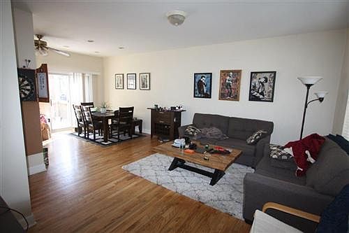 1st image of 1147 N Wood St #2