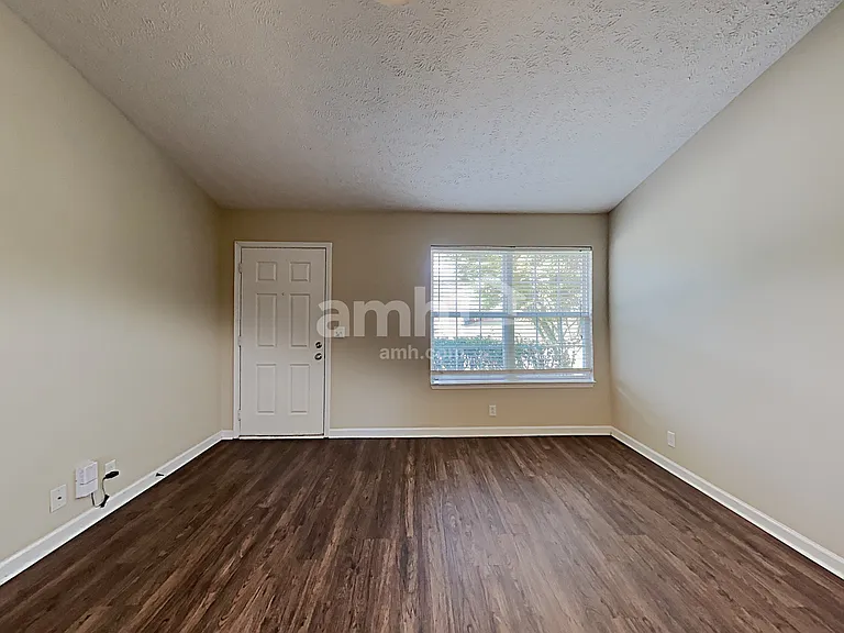 1331 Mac Duff Dr — Photo 5